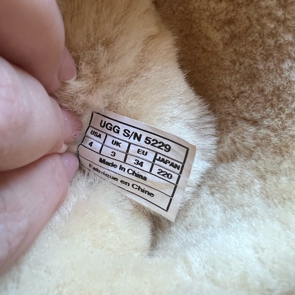 Tall UGG boots - Picture 6 of 6